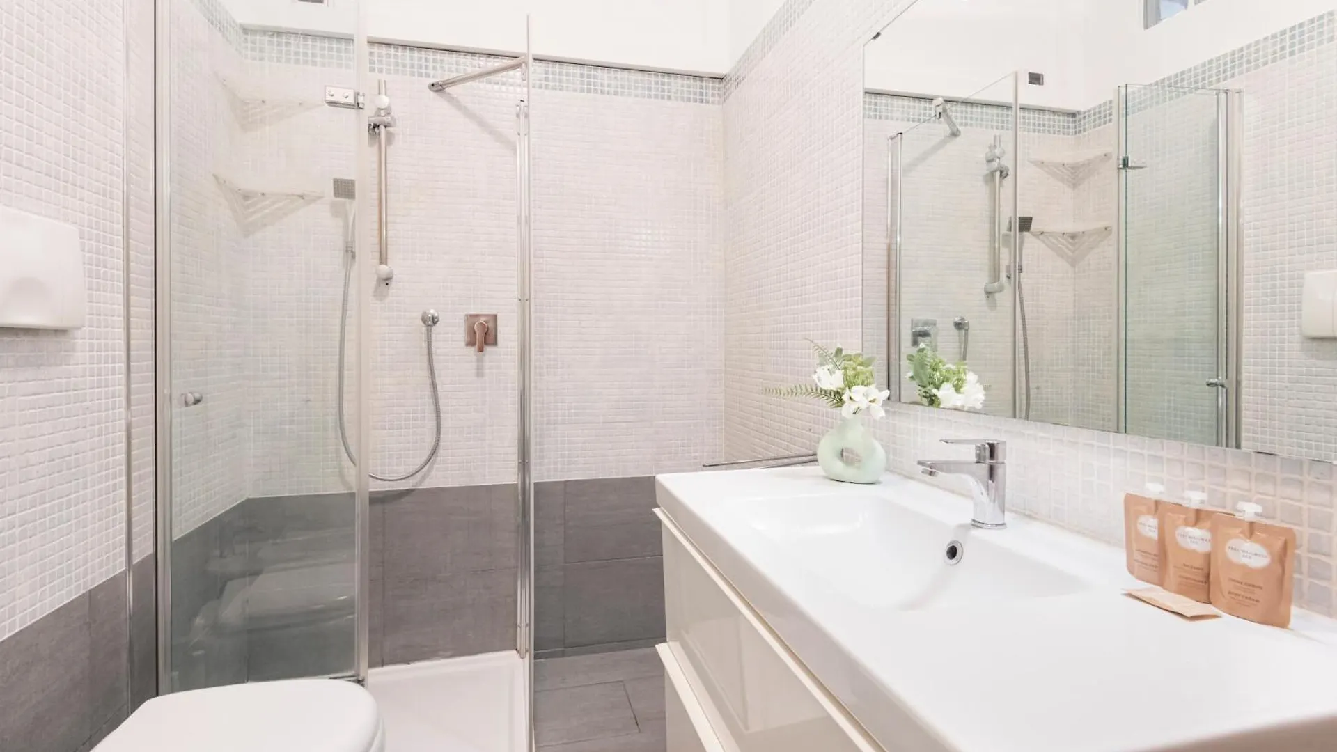 Apartment Easylife - Rilassati Nel Calore Di Un Confortevole Trilocale Nel Cuore Di Milano Porta Venezia